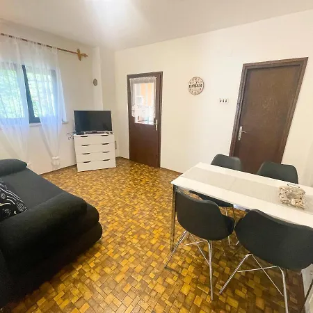 Apartamento Irena Jadranovo