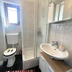 Irena Apartmán *